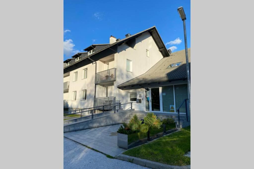 Apartma Rozi Apartment Kranjska Gora Ngoại thất bức ảnh